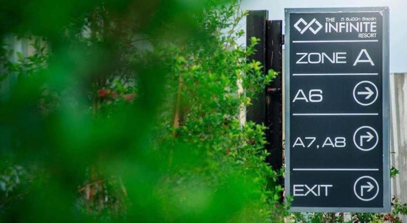 The Infinite Resort Nakhon Sawan Exterior photo
