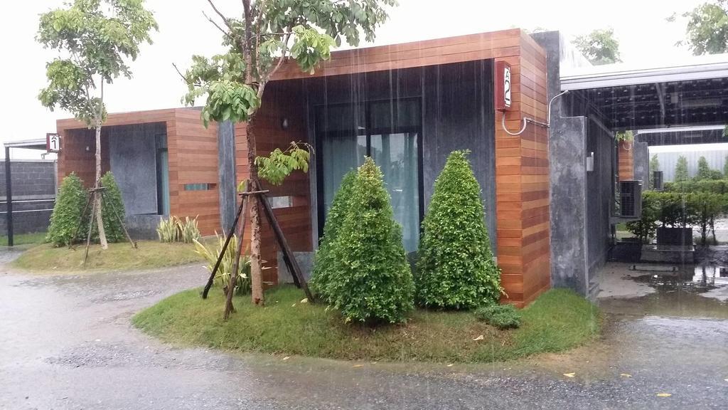 The Infinite Resort Nakhon Sawan Exterior photo